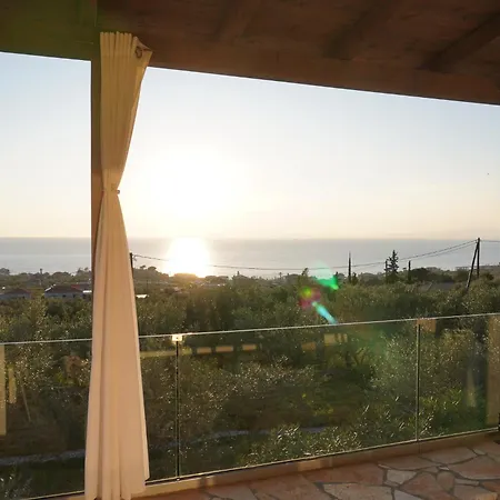 Philia-modern Living With Panoramic Sea View 度假居 *