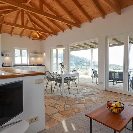 Philia-modern Living With Panoramic Sea View Kotronion (West Mani)