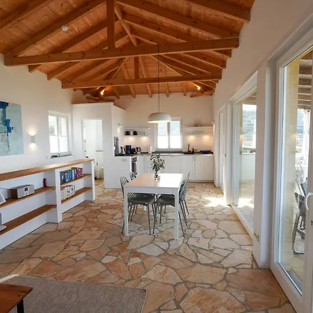 度假居 Philia-modern Living With Panoramic Sea View Kotronion (West Mani)