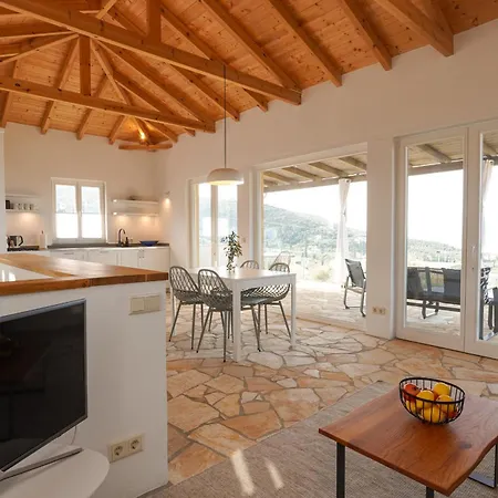 Philia-modern Living With Panoramic Sea View Kotronion (West Mani)