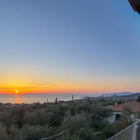 Philia-modern Living With Panoramic Sea View