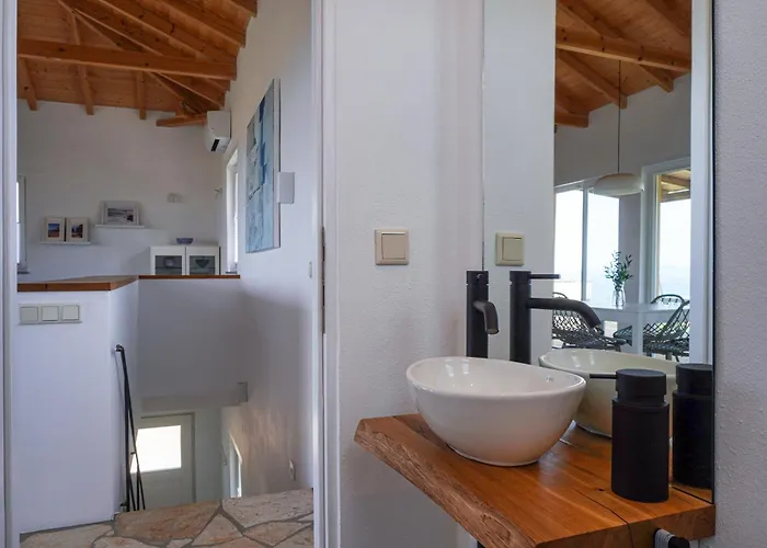 House Philia With Panoramic Sea View In Mani Holiday home